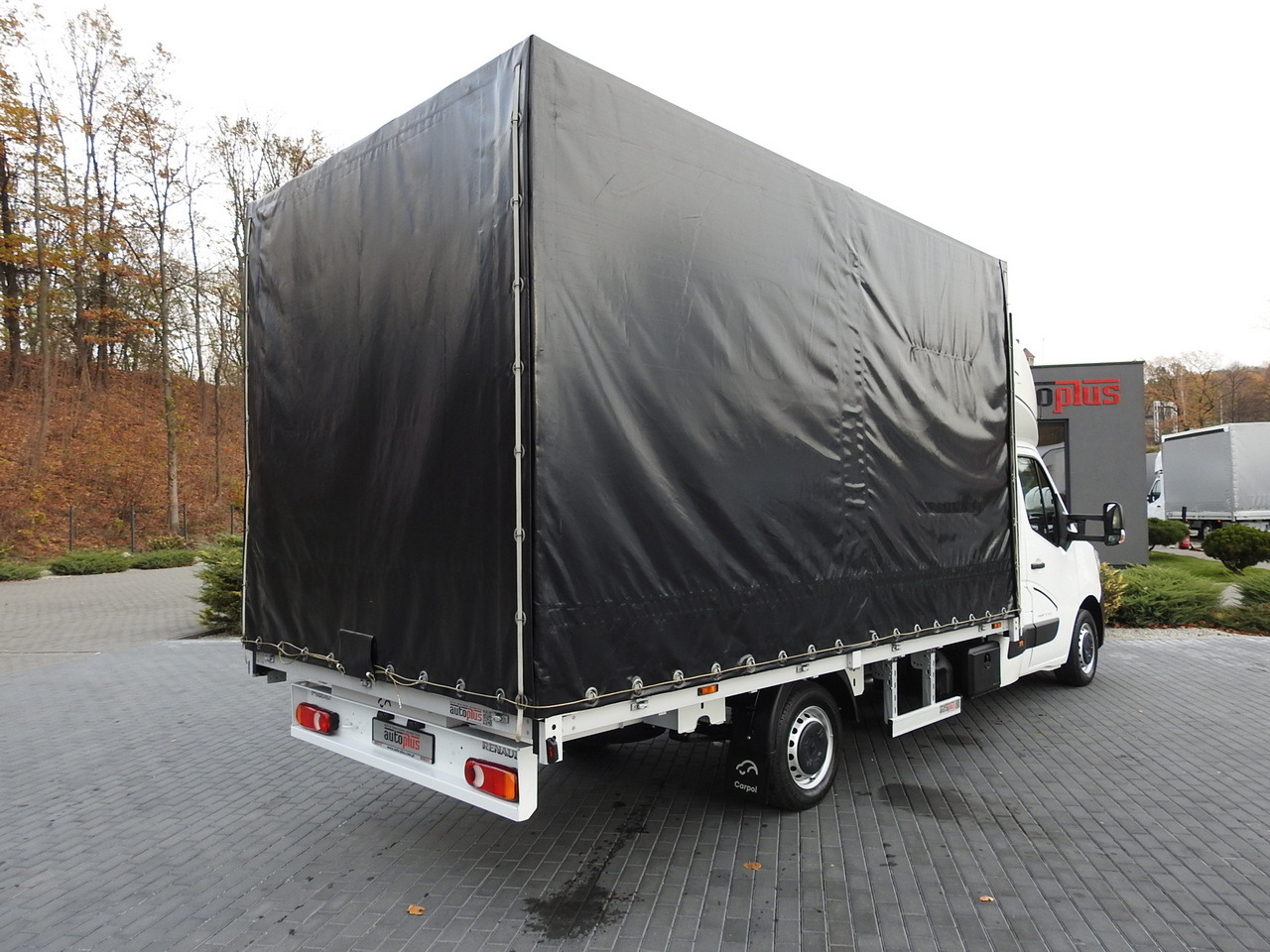 RENAULT MASTER TARPAULIN 10 PALLETS WEBASTO CRUISE CONTROL AIR CONDITIONING LED LIGHTS PNEUMATICS 165HP - Dostavno vozilo sa ceradom: slika 3 RENAULT MASTER TARPAULIN 10 PALLETS WEBASTO CRUISE CONTROL AIR CONDITIONING LED LIGHTS PNEUMATICS 165HP - Dostavno vozilo sa ceradom: slika 3