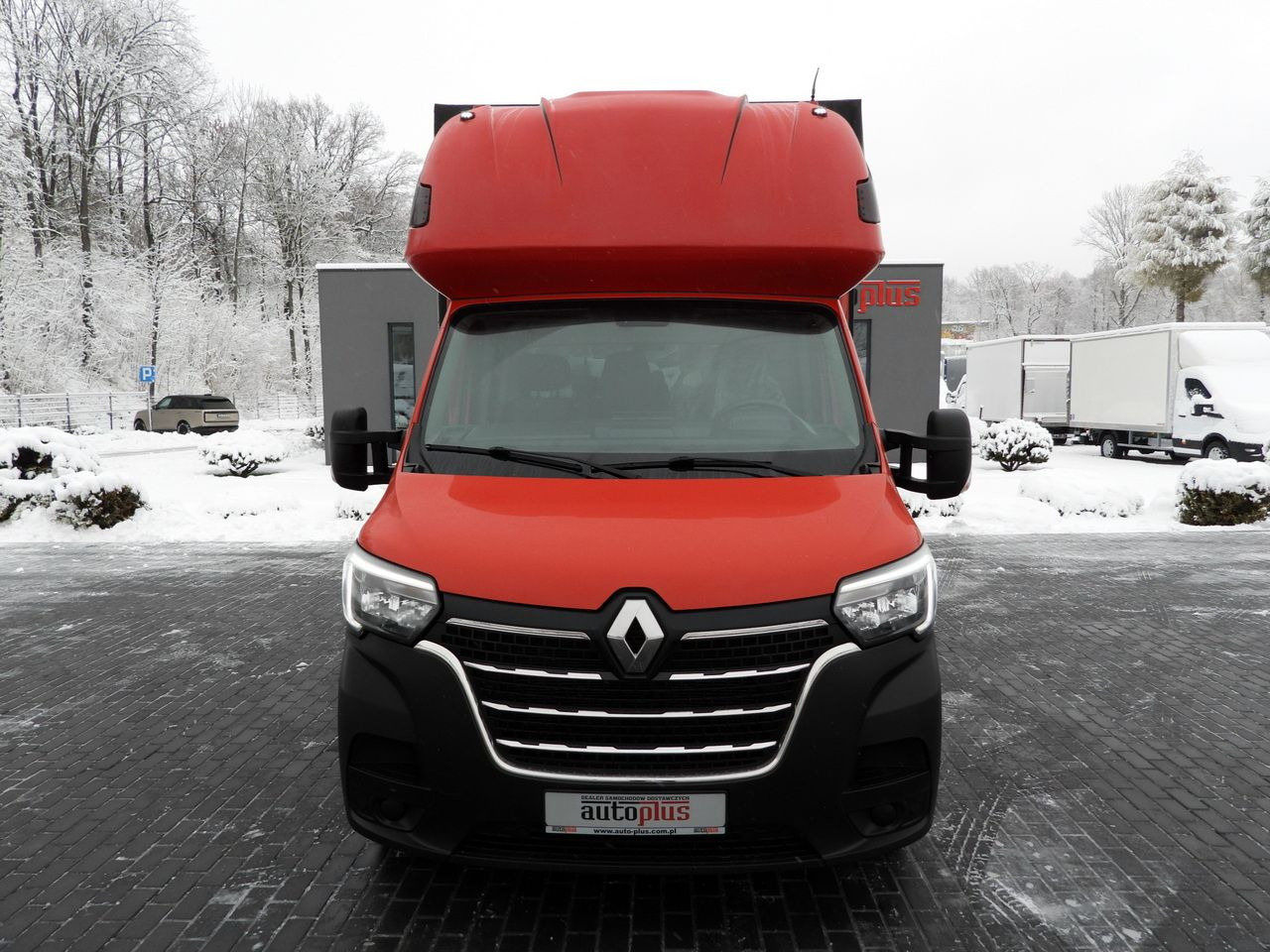 RENAULT MASTER TARPAULIN 10 PALLETS WEBASTO CRUISE CONTROL LED LIGHTS PNEUMATICS AIR CONDITIONING 165HP - Dostavno vozilo sa ceradom: slika 5 RENAULT MASTER TARPAULIN 10 PALLETS WEBASTO CRUISE CONTROL LED LIGHTS PNEUMATICS AIR CONDITIONING 165HP - Dostavno vozilo sa ceradom: slika 5