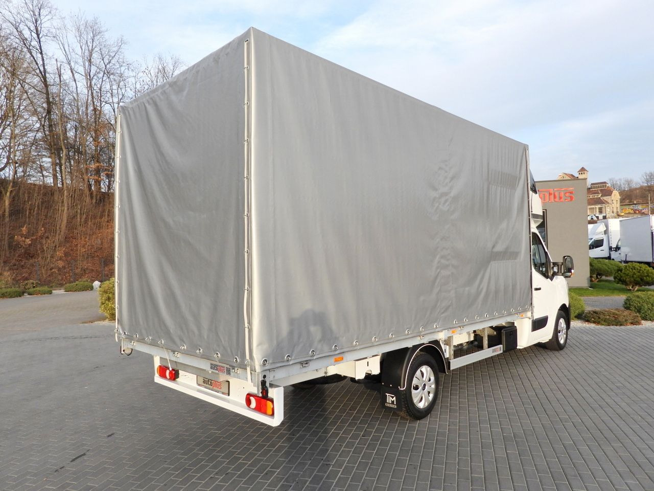RENAULT MASTER TARPAULIN 10 PALLETS WEBASTO CRUISE CONTROL LED LIGHTS PNEUMATICS AIR CONDITIONING 165HP - Dostavno vozilo sa ceradom: slika 3 RENAULT MASTER TARPAULIN 10 PALLETS WEBASTO CRUISE CONTROL LED LIGHTS PNEUMATICS AIR CONDITIONING 165HP - Dostavno vozilo sa ceradom: slika 3
