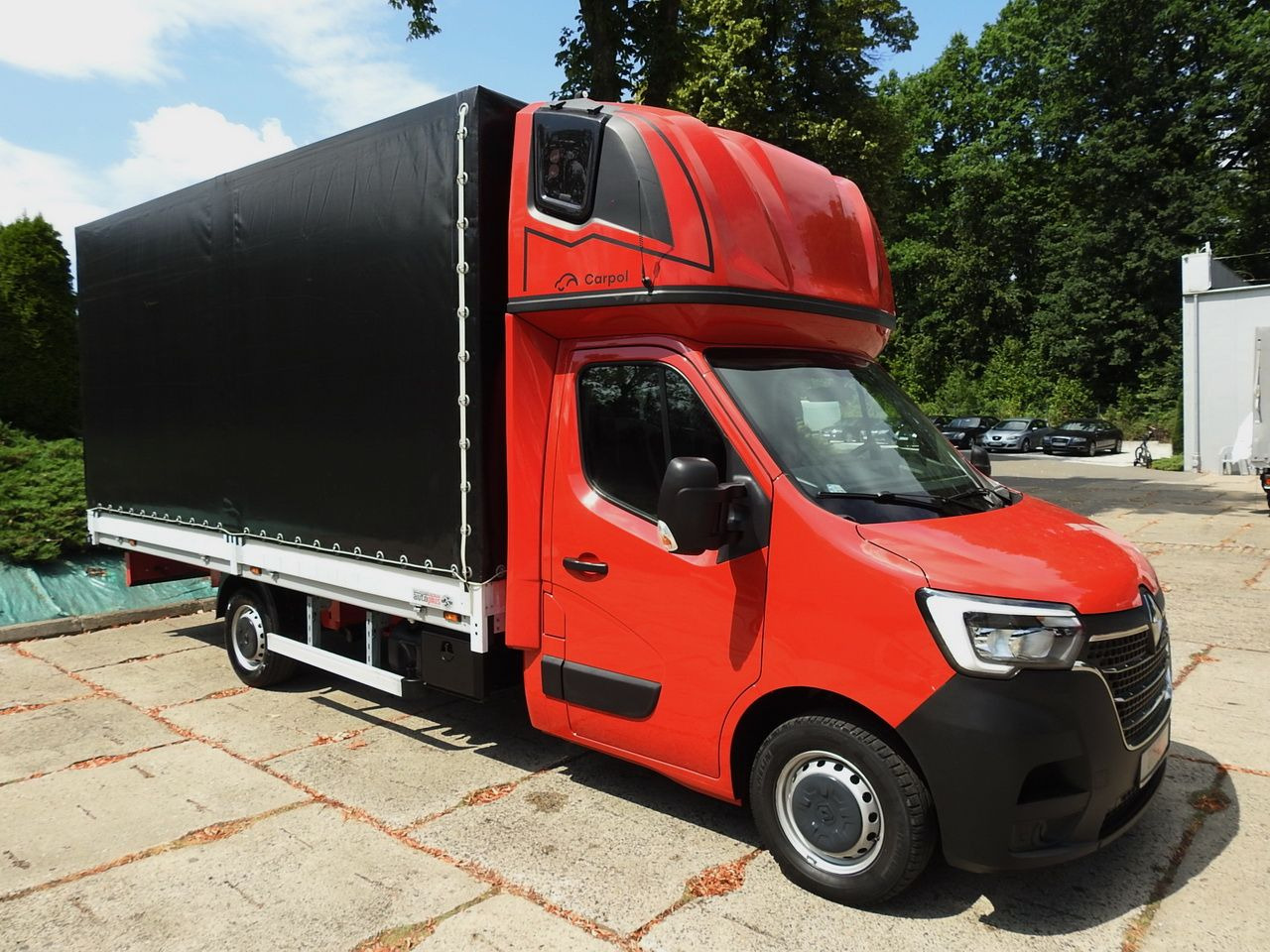 RENAULT MASTER TARPAULIN 10 PALLETS WEBASTO CRUISE CONTROL LED LIGHTS PNEUMATICS AIR CONDITIONING 165HP - Dostavno vozilo sa ceradom: slika 4 RENAULT MASTER TARPAULIN 10 PALLETS WEBASTO CRUISE CONTROL LED LIGHTS PNEUMATICS AIR CONDITIONING 165HP - Dostavno vozilo sa ceradom: slika 4