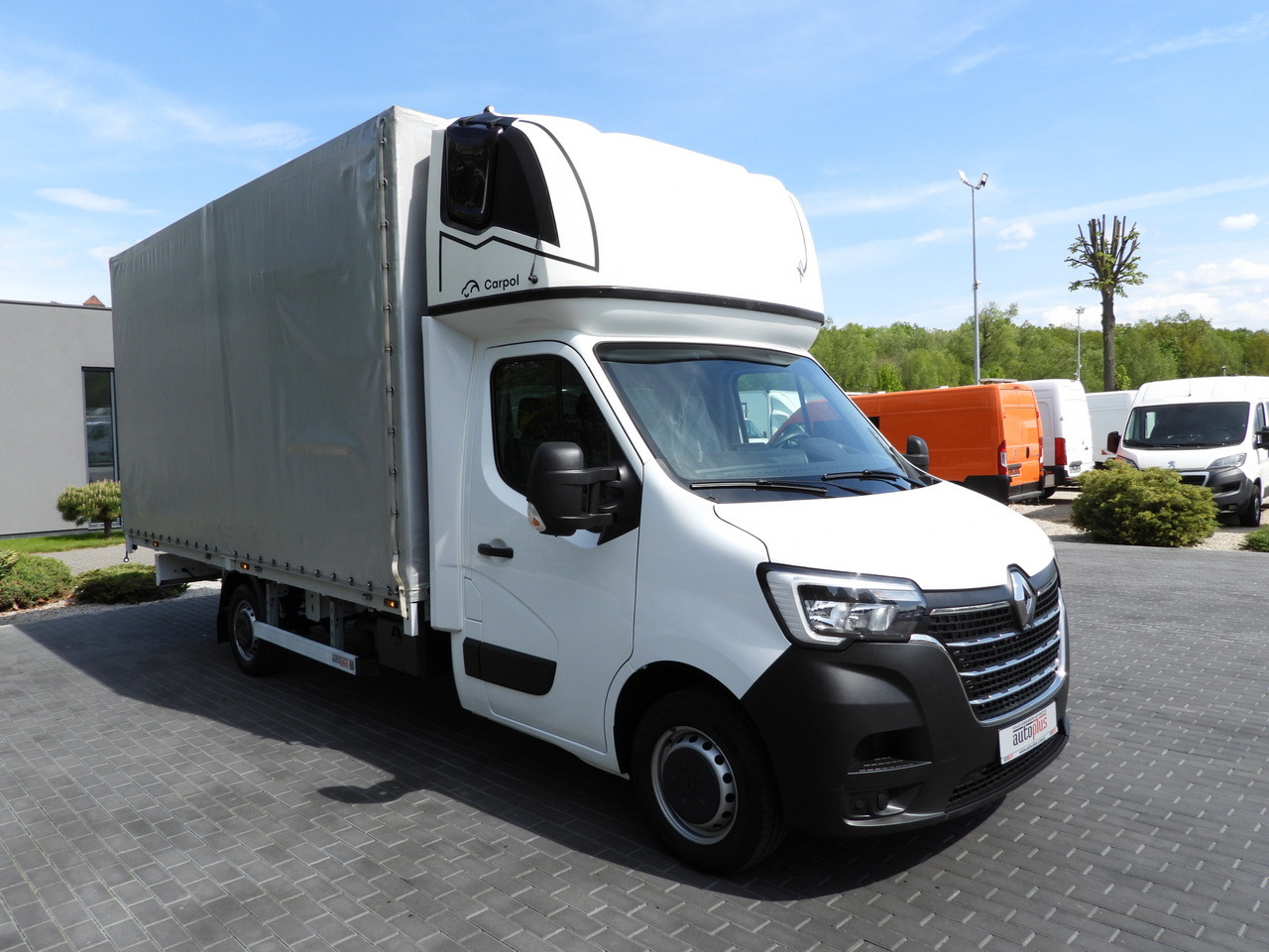 RENAULT MASTER TARPAULIN 10 PALLETS WEBASTO CRUISE CONTROL LED LIGHTS PNEUMATICS AIR CONDITIONING 165HP - Dostavno vozilo sa ceradom: slika 4 RENAULT MASTER TARPAULIN 10 PALLETS WEBASTO CRUISE CONTROL LED LIGHTS PNEUMATICS AIR CONDITIONING 165HP - Dostavno vozilo sa ceradom: slika 4