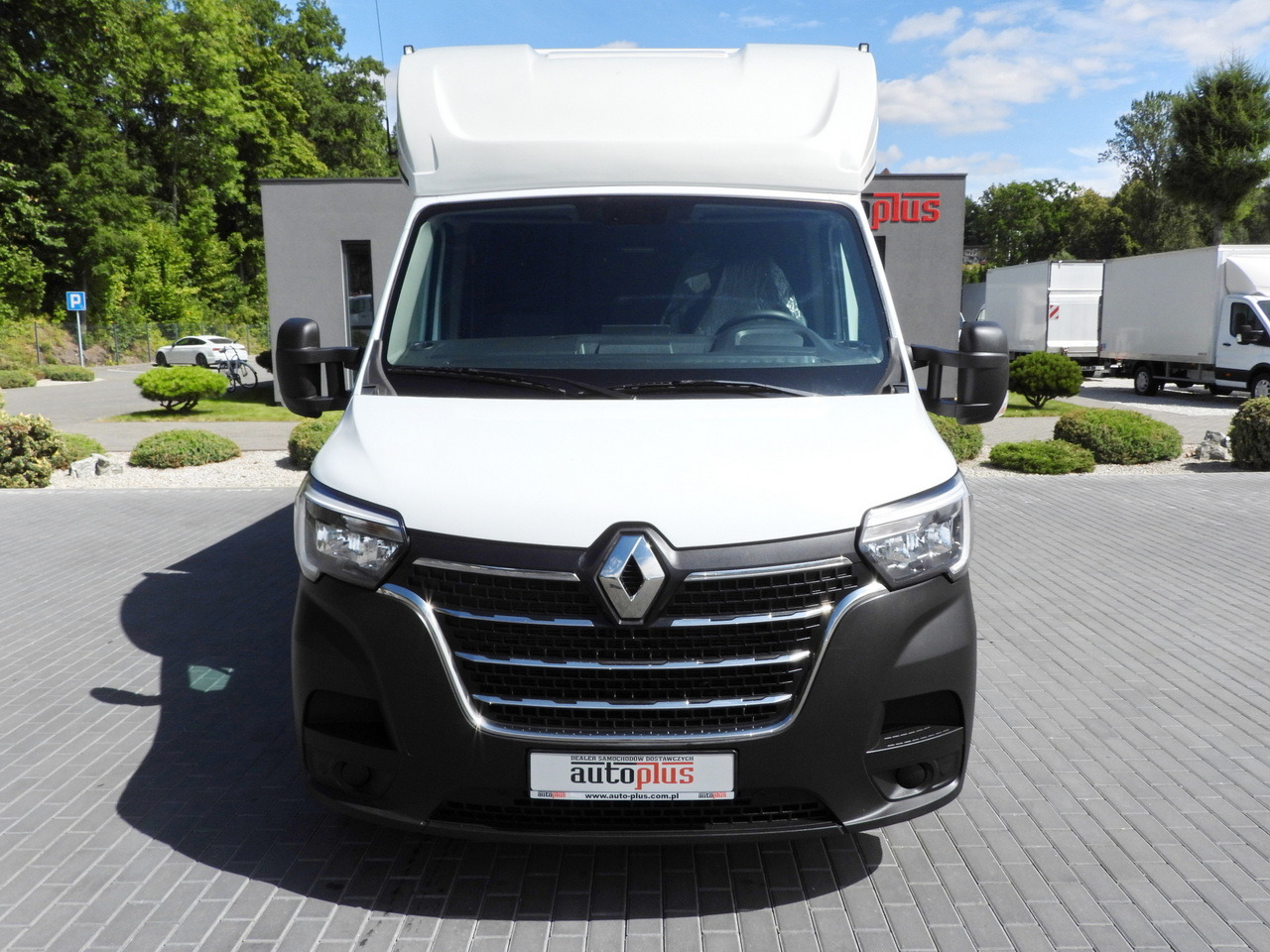 RENAULT MASTER TARPAULIN 8 PALLETS WEBASTO CRUISE CONTROL LED LIGHTS PNEUMATICS AIR CONDITIONING 165HP - Dostavno vozilo sa ceradom: slika 5 RENAULT MASTER TARPAULIN 8 PALLETS WEBASTO CRUISE CONTROL LED LIGHTS PNEUMATICS AIR CONDITIONING 165HP - Dostavno vozilo sa ceradom: slika 5