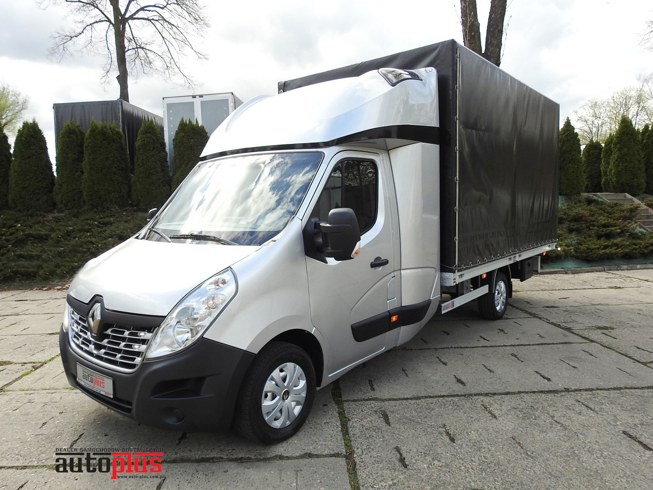 RENAULT MASTER TARPAULIN 8 PALLETS WEBASTO CRUISE CONTROL NAVIGATION AIR CONDITIONING PNEUMATICS 170HP - Dostavno vozilo sa ceradom: slika 1 RENAULT MASTER TARPAULIN 8 PALLETS WEBASTO CRUISE CONTROL NAVIGATION AIR CONDITIONING PNEUMATICS 170HP - Dostavno vozilo sa ceradom: slika 1