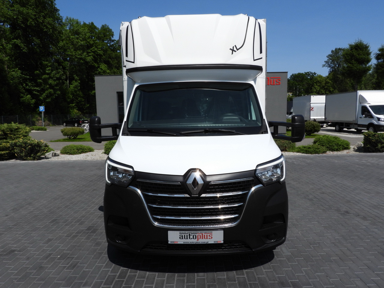 RENAULT MASTER TARPAULIN LIFT 10 PALLETS WEBASTO CRUISE CONTROL LED LIGHTS PNEUMATICS AIR CONDITIONING 165HP - Dostavno vozilo sa ceradom: slika 5 RENAULT MASTER TARPAULIN LIFT 10 PALLETS WEBASTO CRUISE CONTROL LED LIGHTS PNEUMATICS AIR CONDITIONING 165HP - Dostavno vozilo sa ceradom: slika 5