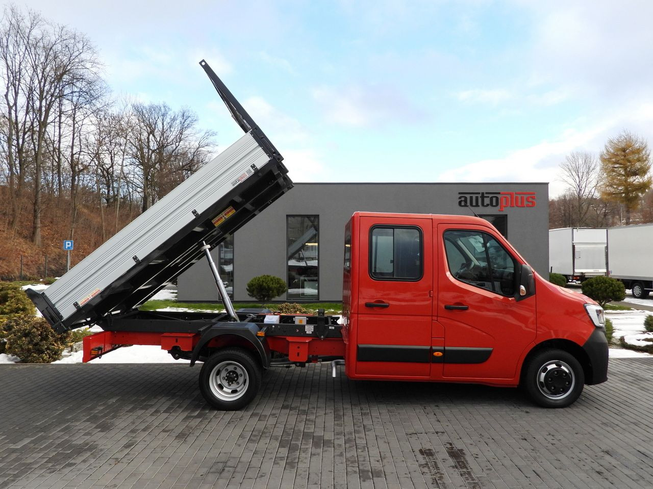 Dostavno vozilo istovarivač RENAULT MASTER TIPPER DOUBLE CABIN DOKA 6 SEATS CRUISE CONTROL LED LIGHTS TWIN WHEELS AIR CONDITIONING 145HP: slika 7 Dostavno vozilo istovarivač RENAULT MASTER TIPPER DOUBLE CABIN DOKA 6 SEATS CRUISE CONTROL LED LIGHTS TWIN WHEELS AIR CONDITIONING 145HP: slika 7