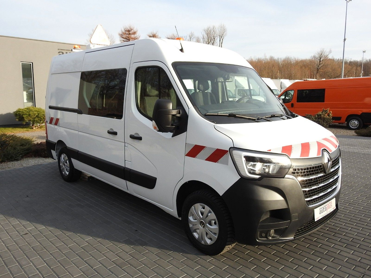 Renault MASTER KASTENWAGEN DOPPELKABINE 7 SITZE TEMPOMAT - Furgon, Dostavno vozilo sa duplom kabinom: slika 4 Renault MASTER KASTENWAGEN DOPPELKABINE 7 SITZE TEMPOMAT - Furgon, Dostavno vozilo sa duplom kabinom: slika 4