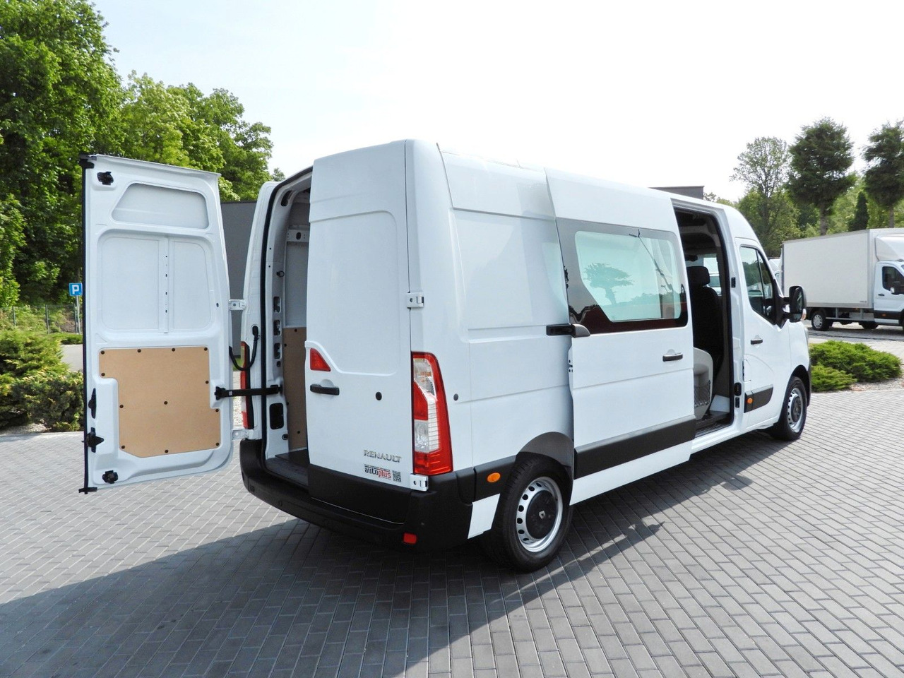 Renault MASTER KASTENWAGEN DOPPELKABINE 7 SITZE TEMPOMAT - Furgon, Dostavno vozilo sa duplom kabinom: slika 3 Renault MASTER KASTENWAGEN DOPPELKABINE 7 SITZE TEMPOMAT - Furgon, Dostavno vozilo sa duplom kabinom: slika 3