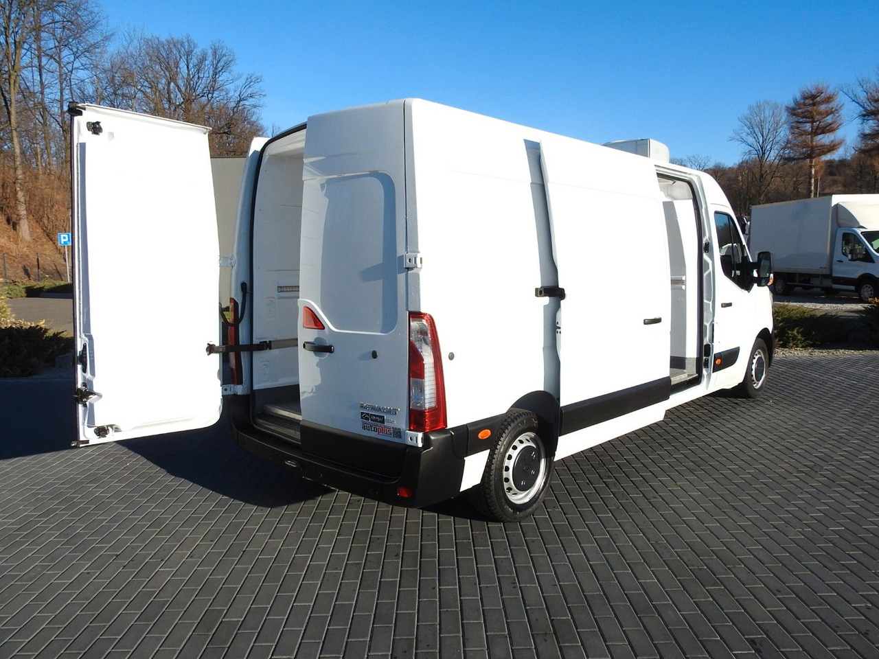 Renault MASTER KÜHLKASTENWAGEN -5*C HEIZFUNKTION A/C Renault MASTER KÜHLKASTENWAGEN -5*C HEIZFUNKTION A/C - Dostavno vozilo hladnjača: slika 3 Renault MASTER KÜHLKASTENWAGEN -5*C HEIZFUNKTION A/C Renault MASTER KÜHLKASTENWAGEN -5*C HEIZFUNKTION A/C - Dostavno vozilo hladnjača: slika 3