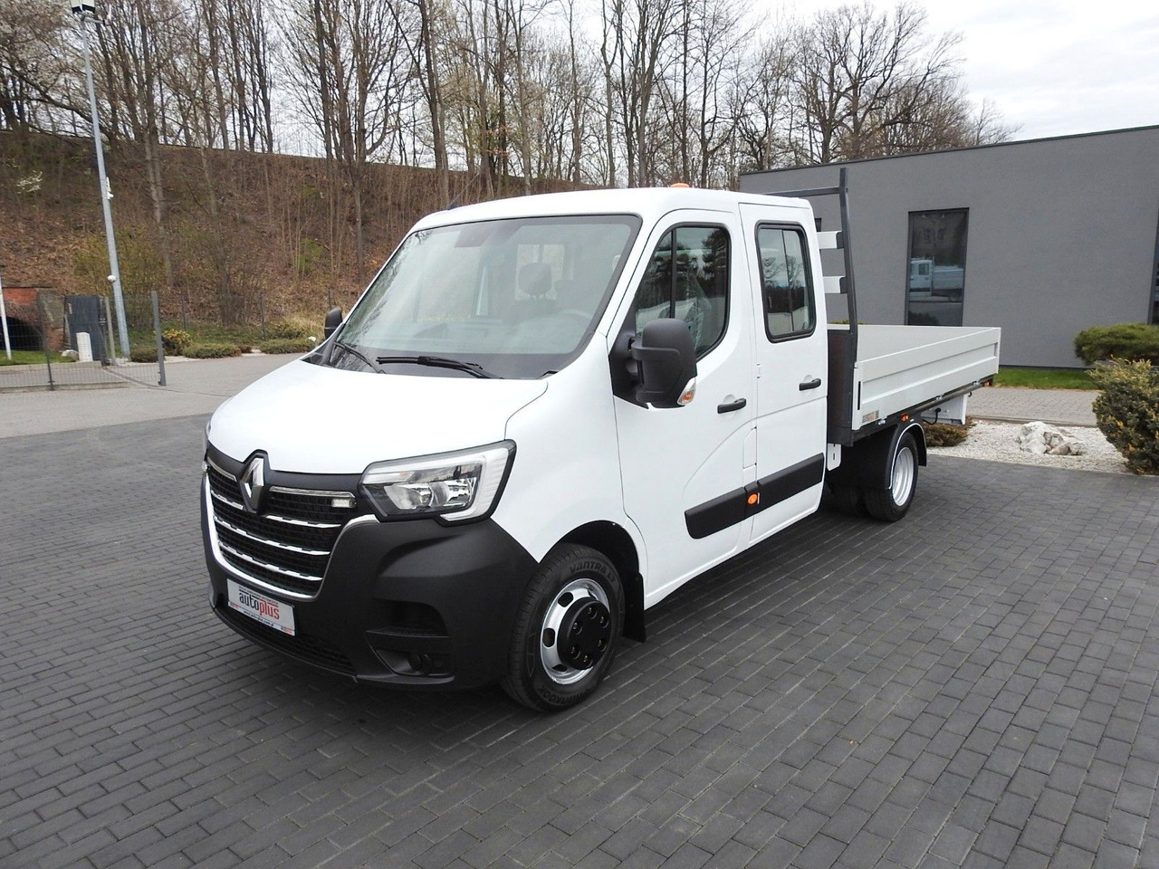 Renault MASTER PRITSCHE DOPPELKABINE DOKA 7 SITZE A/C - Dostavno vozilo sa otvorenom sandukom, Dostavno vozilo sa duplom kabinom: slika 5 Renault MASTER PRITSCHE DOPPELKABINE DOKA 7 SITZE A/C - Dostavno vozilo sa otvorenom sandukom, Dostavno vozilo sa duplom kabinom: slika 5
