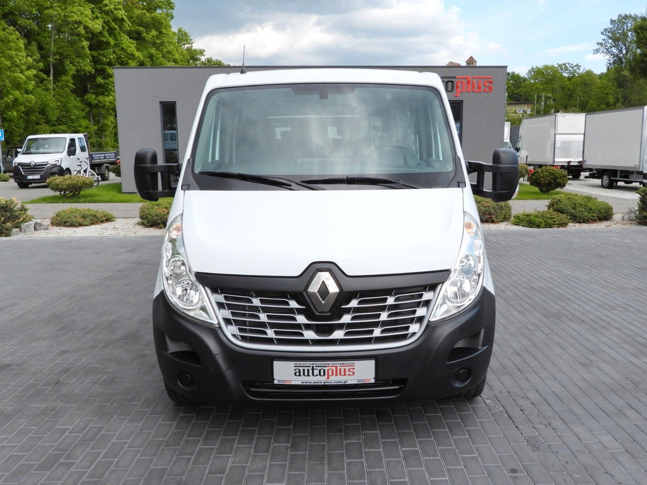 Renault MASTER PRITSCHE DOPPELKABINE DOKA 7 SITZE - Dostavno vozilo sa otvorenom sandukom, Dostavno vozilo sa duplom kabinom: slika 5 Renault MASTER PRITSCHE DOPPELKABINE DOKA 7 SITZE - Dostavno vozilo sa otvorenom sandukom, Dostavno vozilo sa duplom kabinom: slika 5