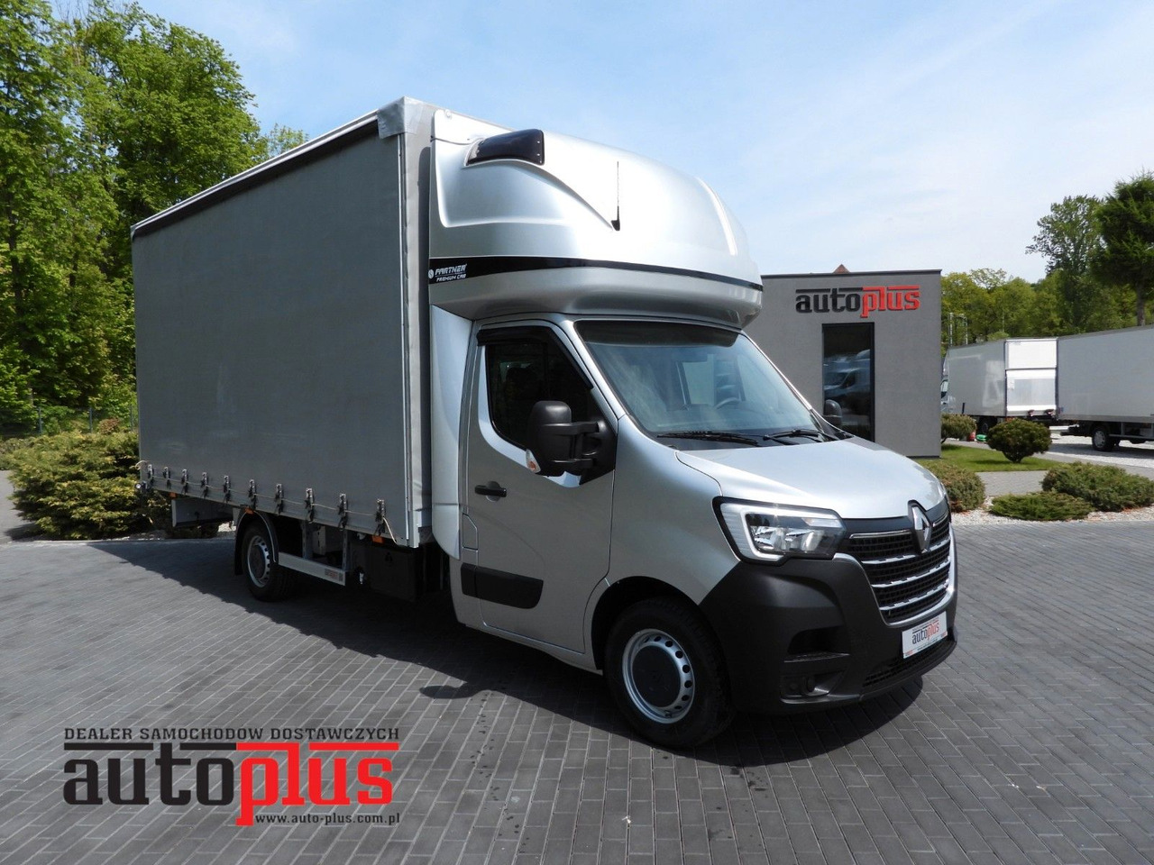 Renault MASTER PRITSCHE PLANE 10 PALETTEN WEBASTO A/C - Dostavno vozilo sa ceradom: slika 1 Renault MASTER PRITSCHE PLANE 10 PALETTEN WEBASTO A/C - Dostavno vozilo sa ceradom: slika 1