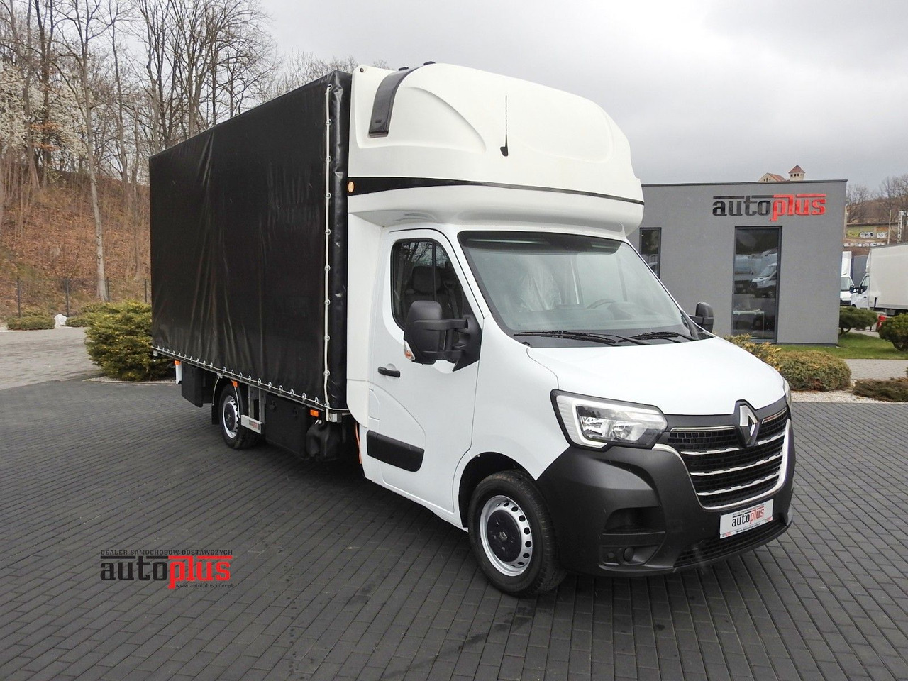Renault MASTER PRITSCHE PLANE 10 PALETTEN WEBASTO A/C - Dostavno vozilo sa ceradom: slika 1 Renault MASTER PRITSCHE PLANE 10 PALETTEN WEBASTO A/C - Dostavno vozilo sa ceradom: slika 1