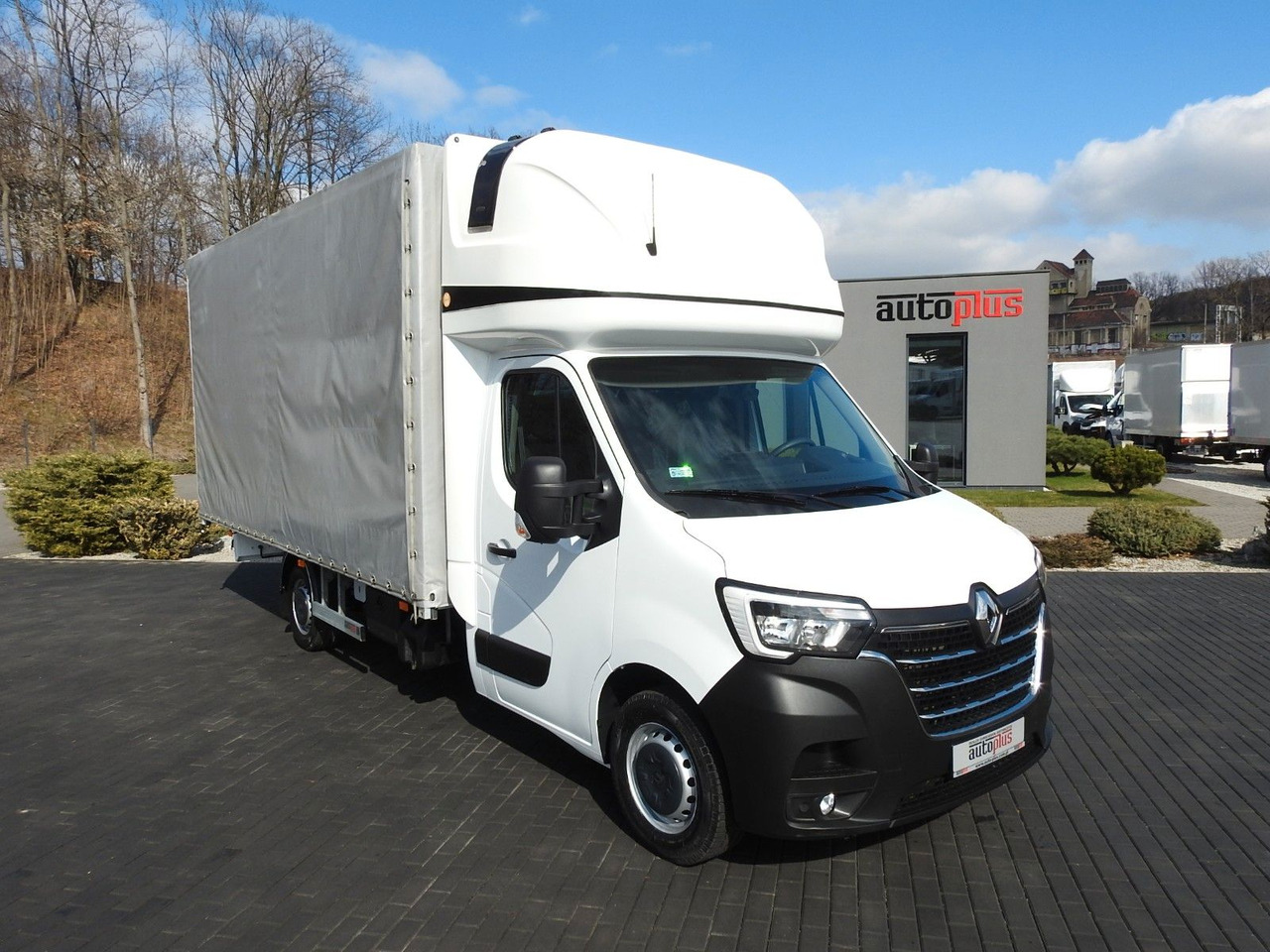 Renault MASTER PRITSCHE PLANE 10 PALETTEN WEBASTO - Dostavno vozilo sa ceradom: slika 1 Renault MASTER PRITSCHE PLANE 10 PALETTEN WEBASTO - Dostavno vozilo sa ceradom: slika 1