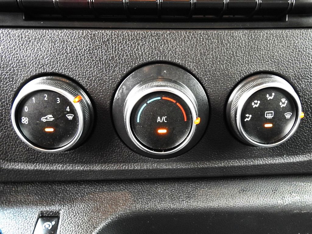 Dostavno vozilo sa ceradom, Dostavno vozilo sa duplom kabinom Renault MASTER PRITSCHE PLANE 10 PALETTEN WEBASTO TEMPOM: slika 24