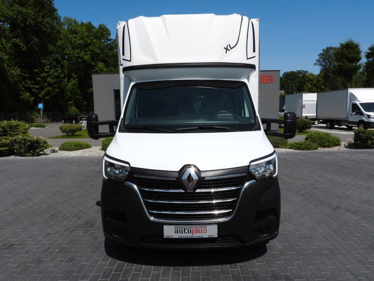 Renault MASTER PRITSCHE PLANE AUFZUG 10 PALETTEN WEBAST - Dostavno vozilo sa ceradom: slika 5 Renault MASTER PRITSCHE PLANE AUFZUG 10 PALETTEN WEBAST - Dostavno vozilo sa ceradom: slika 5