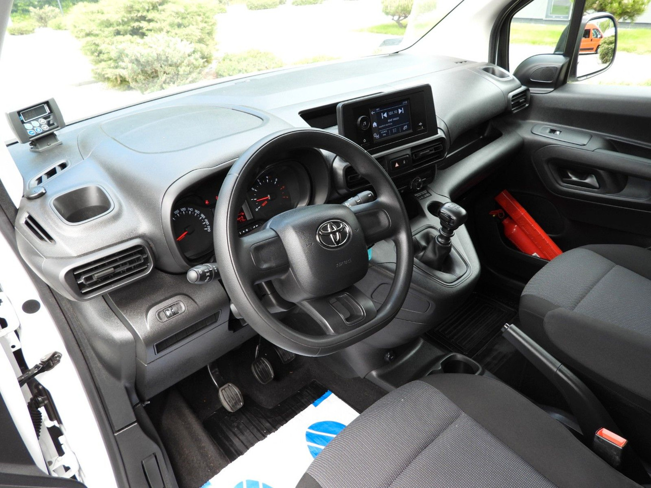 Toyota PROACE CITY KÜHLKASTENWAGEN -15*C TEMPOMAT A/C - Dostavno vozilo hladnjača: slika 2 Toyota PROACE CITY KÜHLKASTENWAGEN -15*C TEMPOMAT A/C - Dostavno vozilo hladnjača: slika 2