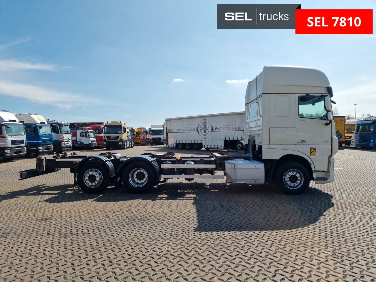 DAF XF 460 FAN / Intarder / Lenkachse / Standklima - Kamion za prevoz kontejnera/ Kamion sa promenjivim sandukom: slika 4 DAF XF 460 FAN / Intarder / Lenkachse / Standklima - Kamion za prevoz kontejnera/ Kamion sa promenjivim sandukom: slika 4