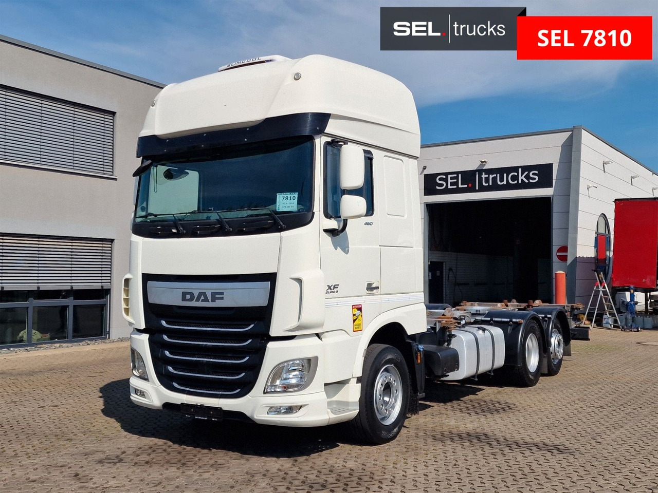 DAF XF 460 FAN / Intarder / Lenkachse / Standklima - Kamion za prevoz kontejnera/ Kamion sa promenjivim sandukom: slika 1 DAF XF 460 FAN / Intarder / Lenkachse / Standklima - Kamion za prevoz kontejnera/ Kamion sa promenjivim sandukom: slika 1