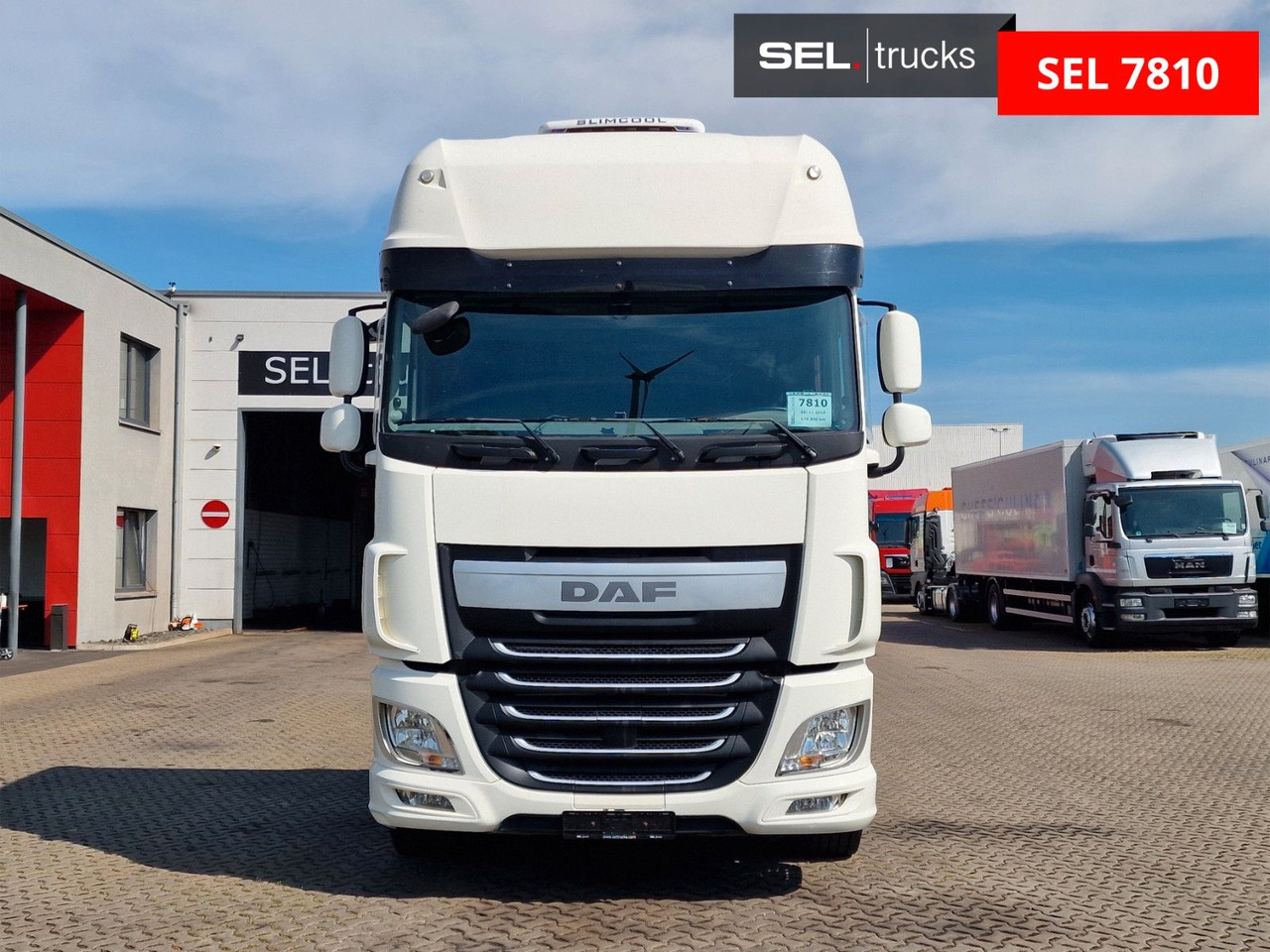 DAF XF 460 FAN / Intarder / Lenkachse / Standklima - Kamion za prevoz kontejnera/ Kamion sa promenjivim sandukom: slika 2 DAF XF 460 FAN / Intarder / Lenkachse / Standklima - Kamion za prevoz kontejnera/ Kamion sa promenjivim sandukom: slika 2