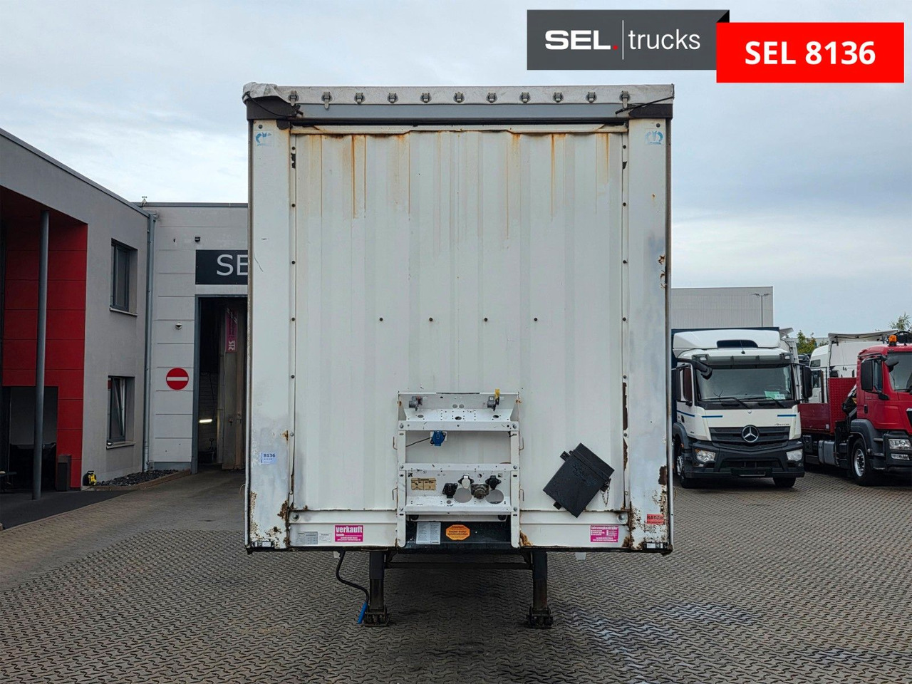 Krone SE / Ladebordwand/ Lenkachse - Poluprikolica sa ceradom: slika 3 Krone SE / Ladebordwand/ Lenkachse - Poluprikolica sa ceradom: slika 3