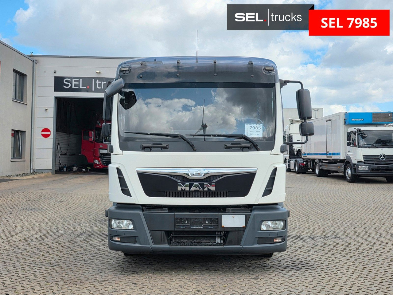 MAN TGL 8.180 4X2 BL - Šlep vozilo: slika 2 MAN TGL 8.180 4X2 BL - Šlep vozilo: slika 2