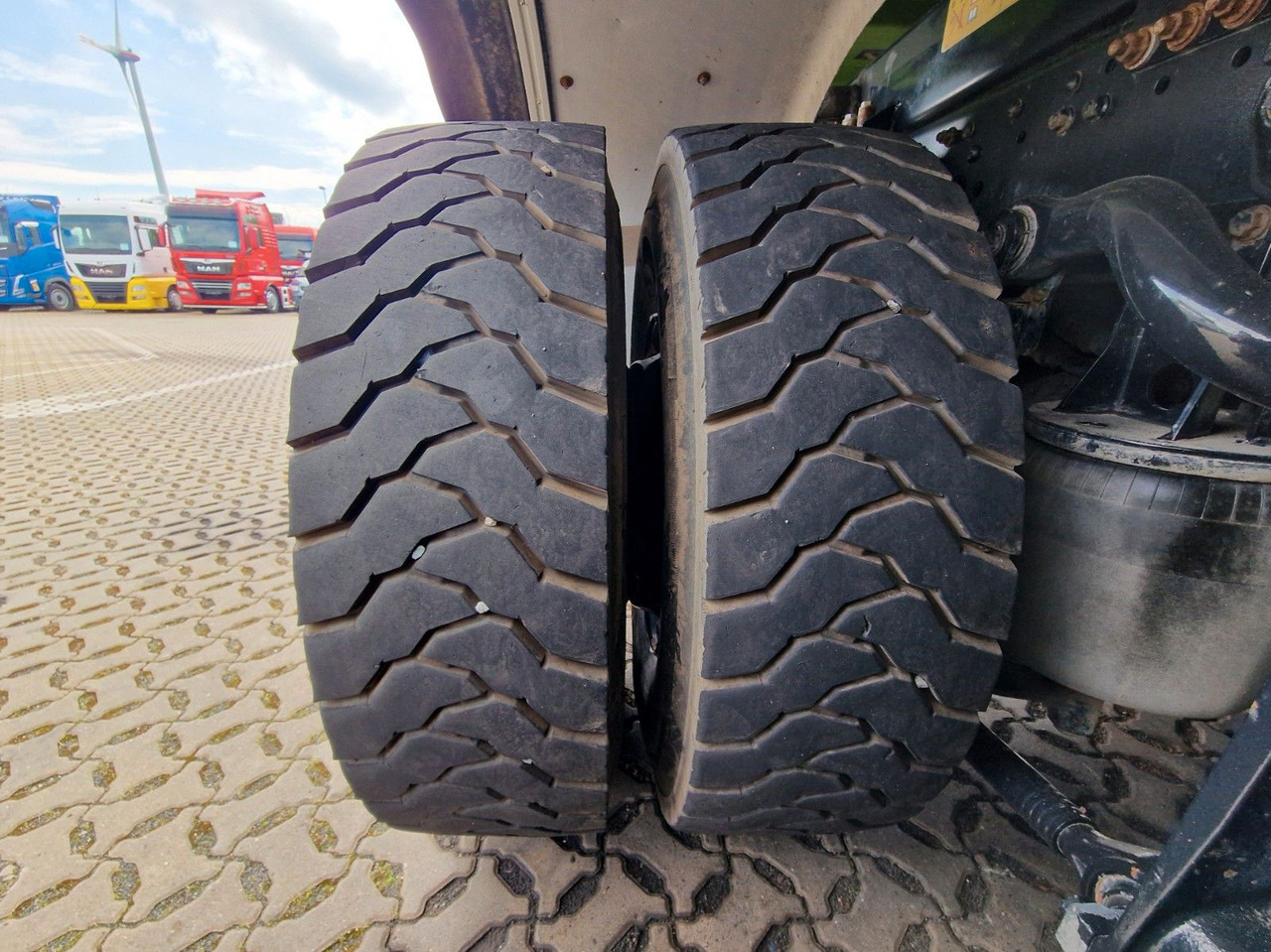 Istovarivač MAN TGS 33.510 6x6 BL CH /Dreiseitenkipper /6x6 / 6D: slika 24