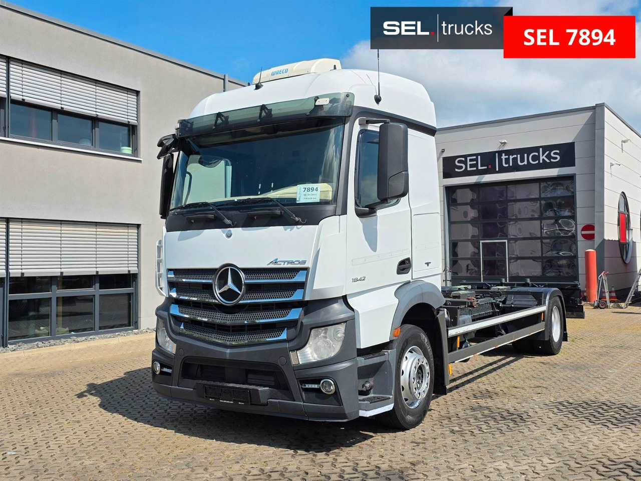 Mercedes-Benz Actros 1842 / Standklimaanlage - Kamion za prevoz kontejnera/ Kamion sa promenjivim sandukom: slika 1 Mercedes-Benz Actros 1842 / Standklimaanlage - Kamion za prevoz kontejnera/ Kamion sa promenjivim sandukom: slika 1