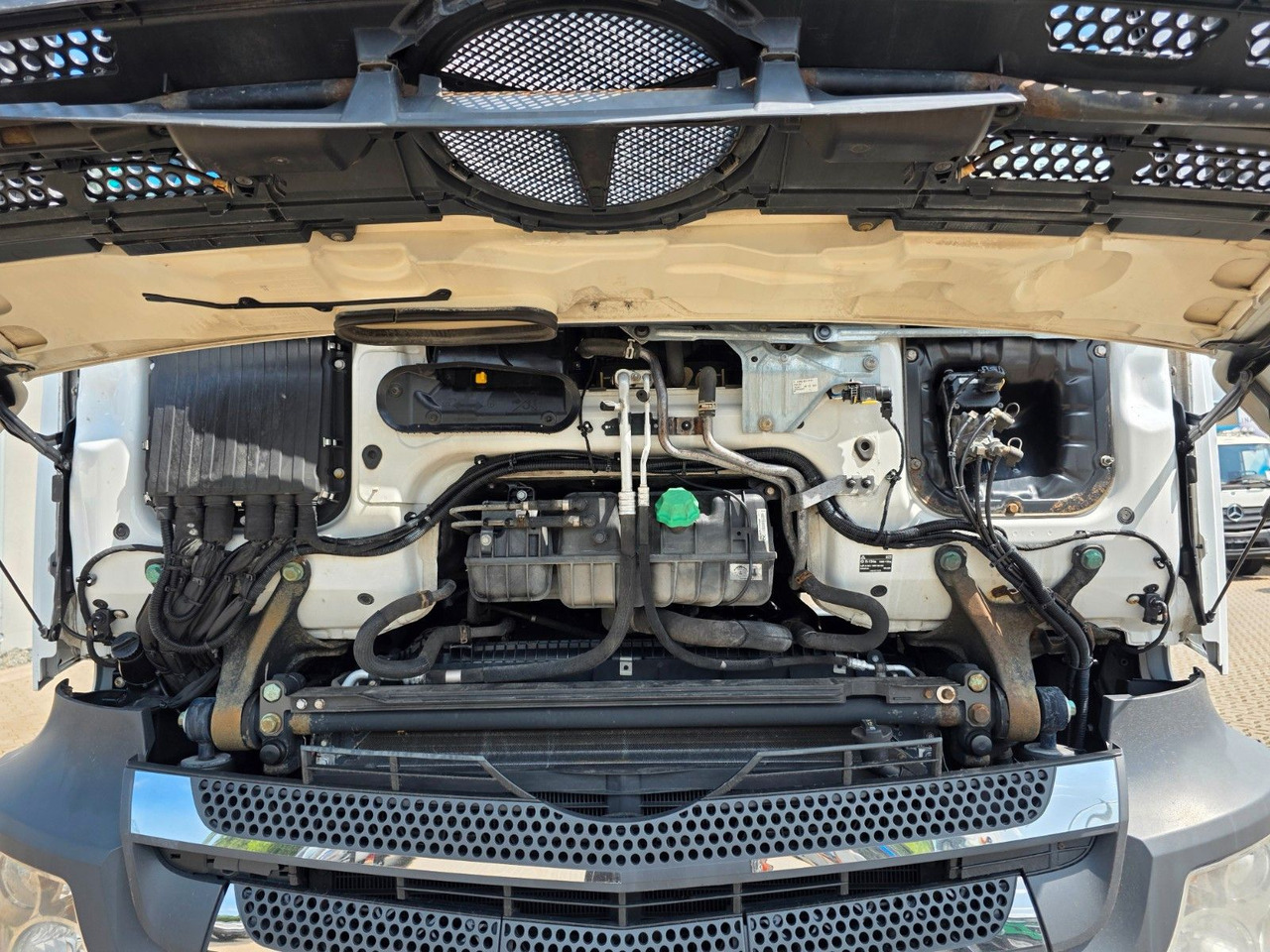 Kamion za prevoz kontejnera/ Kamion sa promenjivim sandukom Mercedes-Benz Actros 1842 / Standklimaanlage: slika 14