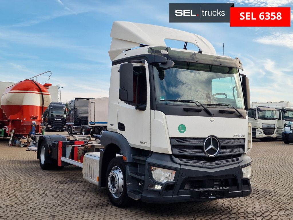 Mercedes-Benz Antos 1840 / Ladebordwand / Retarder - Kamion za prevoz kontejnera/ Kamion sa promenjivim sandukom: slika 3 Mercedes-Benz Antos 1840 / Ladebordwand / Retarder - Kamion za prevoz kontejnera/ Kamion sa promenjivim sandukom: slika 3