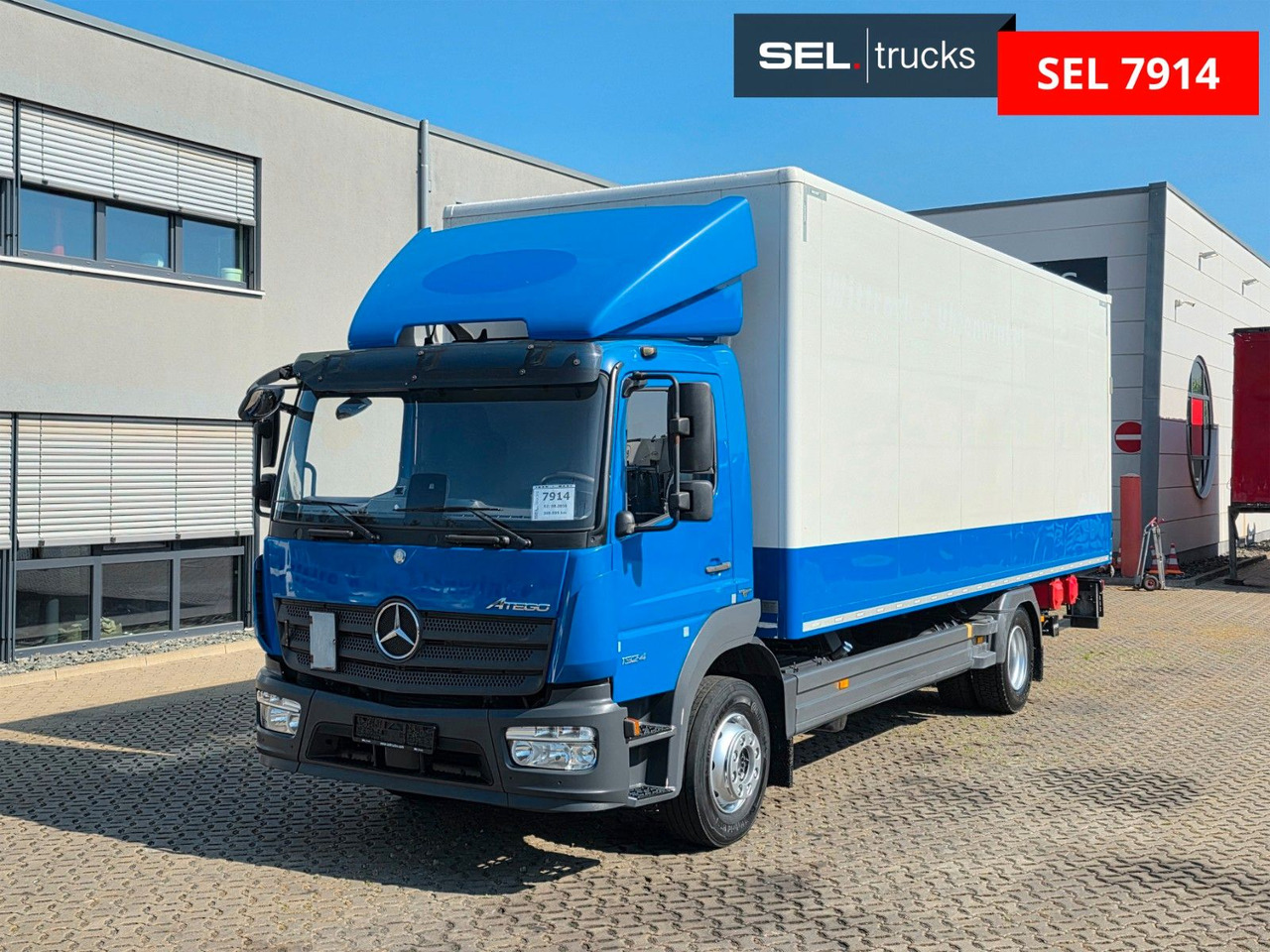 Mercedes-Benz Atego 1324 / Ladebordwand - Kamion sa zatvorenim sandukom: slika 1 Mercedes-Benz Atego 1324 / Ladebordwand - Kamion sa zatvorenim sandukom: slika 1