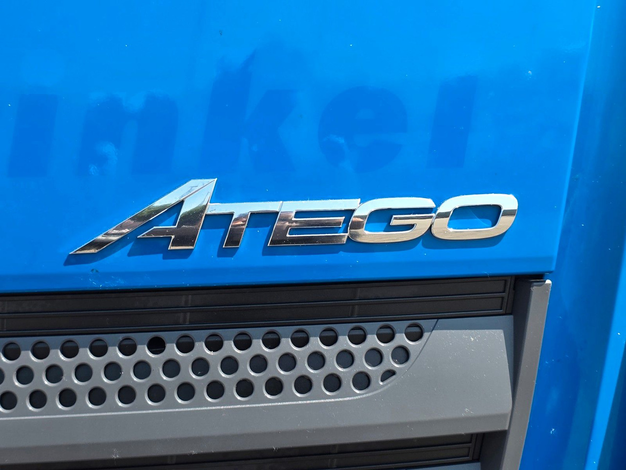 Kamion sa zatvorenim sandukom Mercedes-Benz Atego 1324 / Ladebordwand: slika 12