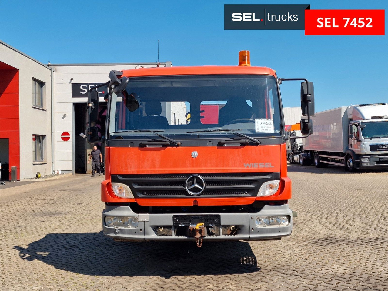 Mercedes-Benz KAMAG WBH 25 / Umsetzer / Wiesel / Rangierer - Kamion za prevoz kontejnera/ Kamion sa promenjivim sandukom: slika 2 Mercedes-Benz KAMAG WBH 25 / Umsetzer / Wiesel / Rangierer - Kamion za prevoz kontejnera/ Kamion sa promenjivim sandukom: slika 2