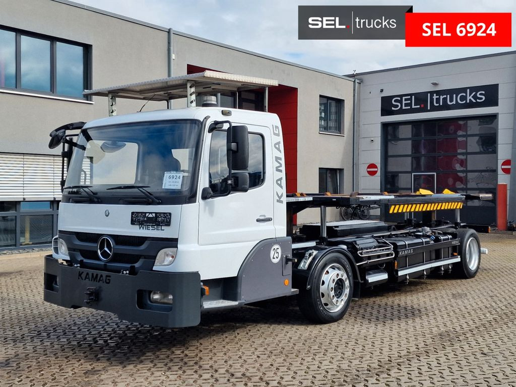 Mercedes-Benz KAMAG WBH 25 / Wiesel Umsetzer Sattelplatte - Kamion za prevoz kontejnera/ Kamion sa promenjivim sandukom: slika 1 Mercedes-Benz KAMAG WBH 25 / Wiesel Umsetzer Sattelplatte - Kamion za prevoz kontejnera/ Kamion sa promenjivim sandukom: slika 1