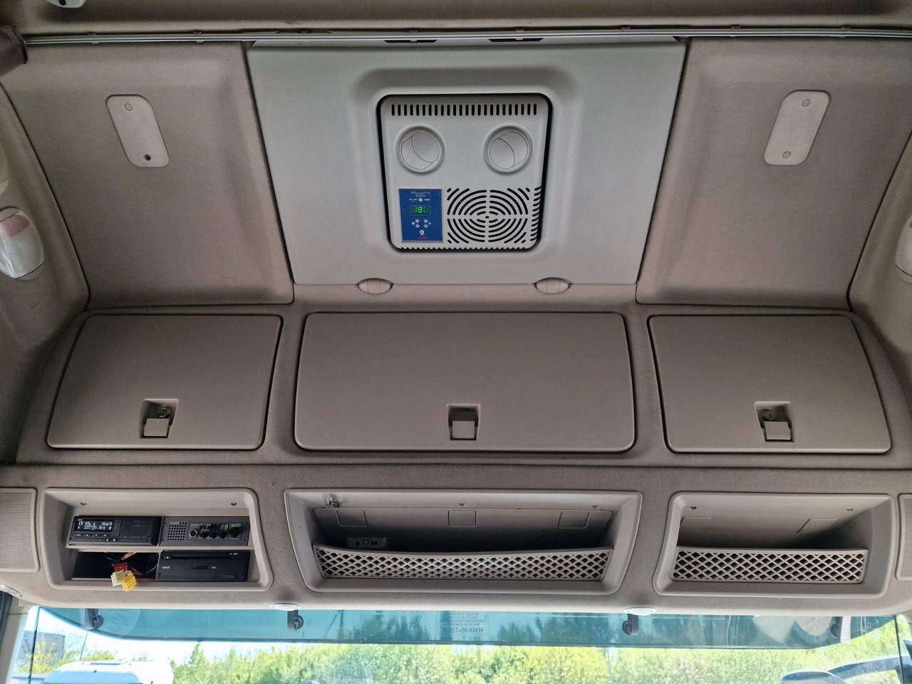 Tegljač Iveco Stralis 480 / ZF Intarder / Standklima: slika 22