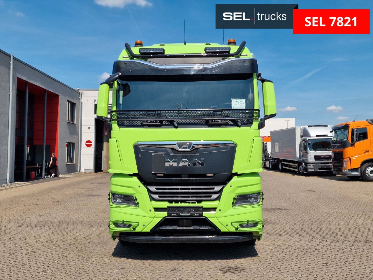 MAN TGX 18.470 4x4H BL SA / Kipph./ 4x4H/ Pritarder - Tegljač: slika 2 MAN TGX 18.470 4x4H BL SA / Kipph./ 4x4H/ Pritarder - Tegljač: slika 2