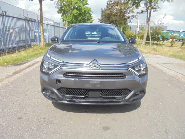 Citroën C4 1.2 TURBO NEW TAX FREE - Hečbek: slika 2 Citroën C4 1.2 TURBO NEW TAX FREE - Hečbek: slika 2