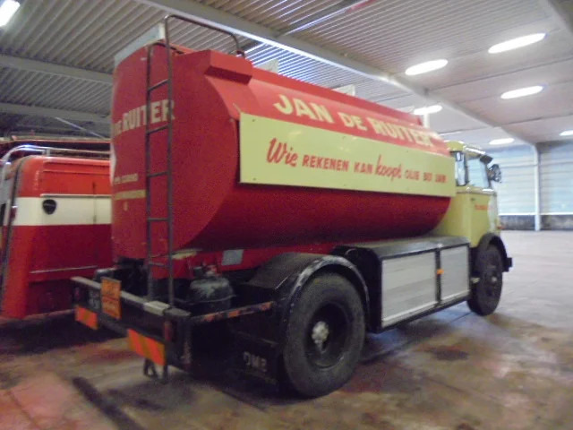 DAF 1600 A1600DF 360 - Kamion cisterna: slika 3 DAF 1600 A1600DF 360 - Kamion cisterna: slika 3