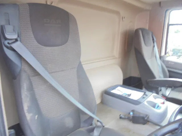 Istovarivač, Kamion sa dizalicom DAF CF 370 8X4 + PALFINGER EPSILON: slika 13