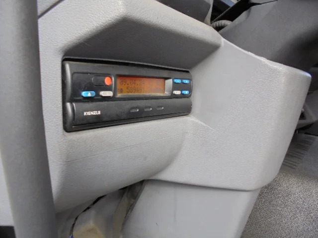 Kamion sa zatvorenim sandukom DAF LF 220: slika 19