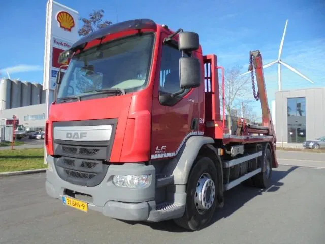 DAF LF LF 320 - Kamion za utovaranje kontejnera: slika 1 DAF LF LF 320 - Kamion za utovaranje kontejnera: slika 1
