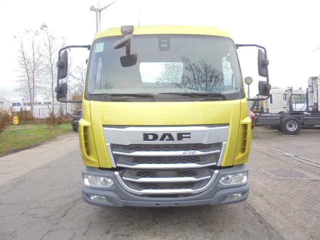 DAF XB 230 UNUSED DEMO - Kamion sa golom šasijom i zatvorenom kabinom: slika 2 DAF XB 230 UNUSED DEMO - Kamion sa golom šasijom i zatvorenom kabinom: slika 2