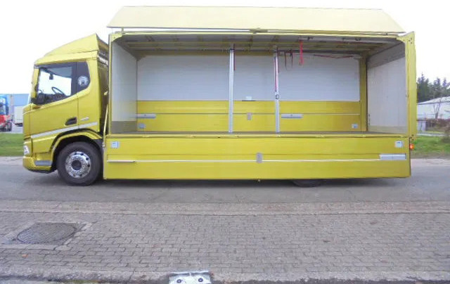 DAF XD 370 FA DEMO MET FABRIEKS GARANTIE - Kamion sa zatvorenim sandukom: slika 2 DAF XD 370 FA DEMO MET FABRIEKS GARANTIE - Kamion sa zatvorenim sandukom: slika 2