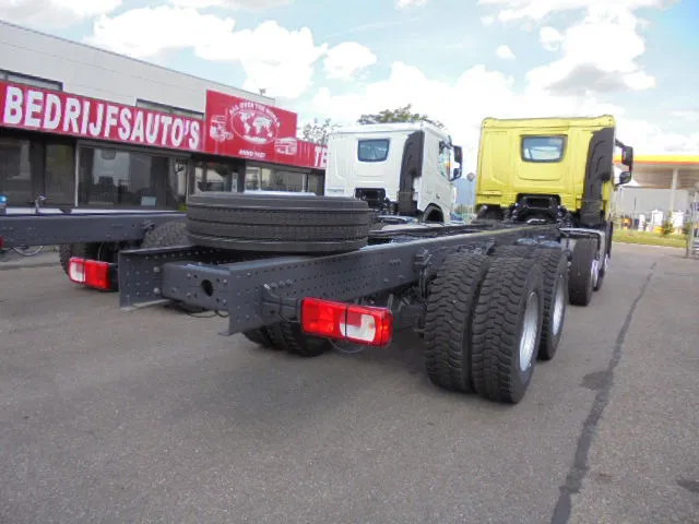 DAF XD 450 F 8X4 NIEUW MET FABRIEKS GARANTIE - Kamion sa golom šasijom i zatvorenom kabinom: slika 5 DAF XD 450 F 8X4 NIEUW MET FABRIEKS GARANTIE - Kamion sa golom šasijom i zatvorenom kabinom: slika 5