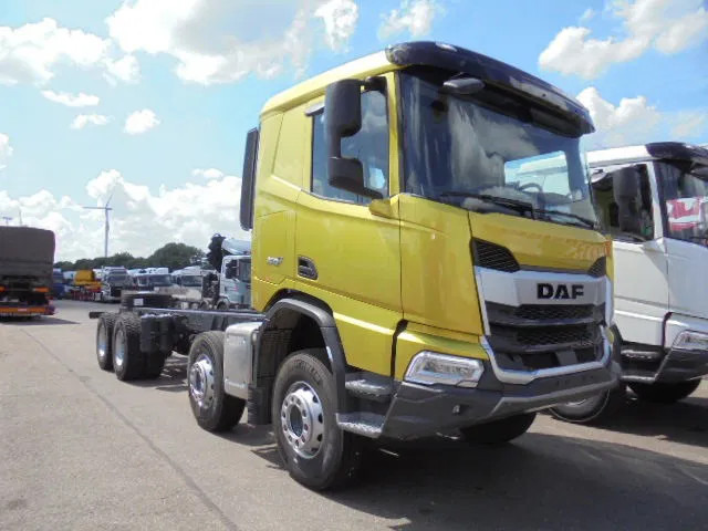 DAF XD 450 F 8X4 NIEUW MET FABRIEKS GARANTIE - Kamion sa golom šasijom i zatvorenom kabinom: slika 3 DAF XD 450 F 8X4 NIEUW MET FABRIEKS GARANTIE - Kamion sa golom šasijom i zatvorenom kabinom: slika 3