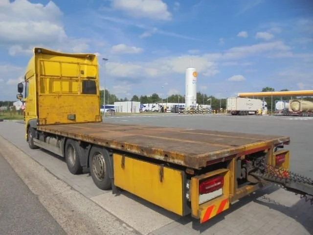 DAF XF 510 FAR 6X2 - Kamion sa tovarnim sandukom: slika 5 DAF XF 510 FAR 6X2 - Kamion sa tovarnim sandukom: slika 5