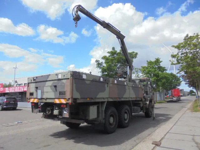 DAF YHZ 2300 6X6 + HIAB CRANE - Kamion sa tovarnim sandukom, Kamion sa dizalicom: slika 3 DAF YHZ 2300 6X6 + HIAB CRANE - Kamion sa tovarnim sandukom, Kamion sa dizalicom: slika 3