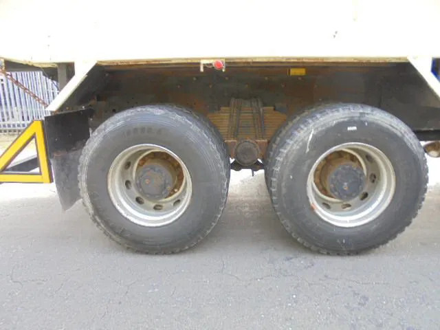 Istovarivač Diversen FOTON DAIMLER TX 3234 6X4 FOTON DAIMLER TX 3234 6X4: slika 7 Istovarivač Diversen FOTON DAIMLER TX 3234 6X4 FOTON DAIMLER TX 3234 6X4: slika 7