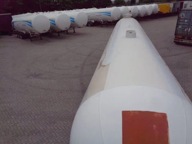 Poluprikolica cisterna za prevoz goriva Diversen Isisan 45M3 LPG -BUTANE: slika 10