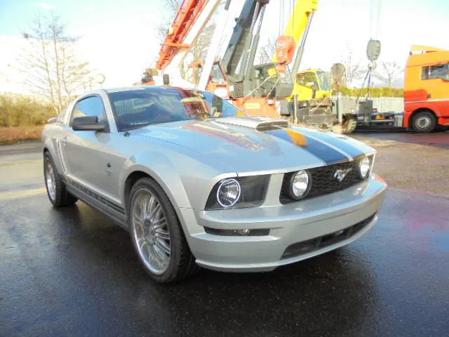Ford Mustang GT - Automobil: slika 2 Ford Mustang GT - Automobil: slika 2