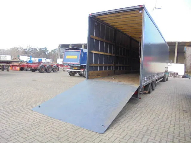 Fruehauf ONCZ 30-218 A - Niska poluprikolica za prevoz: slika 2 Fruehauf ONCZ 30-218 A - Niska poluprikolica za prevoz: slika 2
